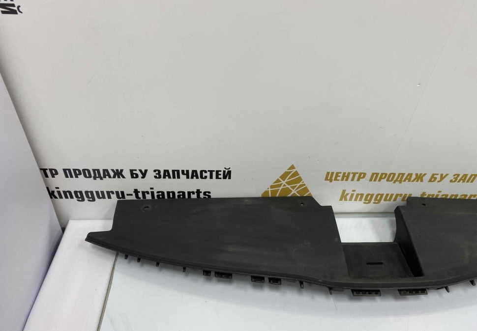 Накладка передней панели Kia Rio 4 2017 oem 86361H0000