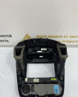 Консоль центральная с диссплеем Kia Ceed 1 2007 OEM 957101H100