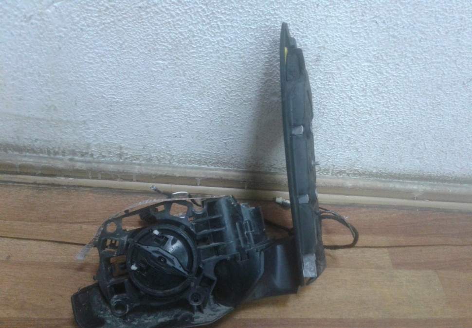 Зеркало левое Volkswagen Caddy 4 2015 oem 2K5857387 (5 контактов)