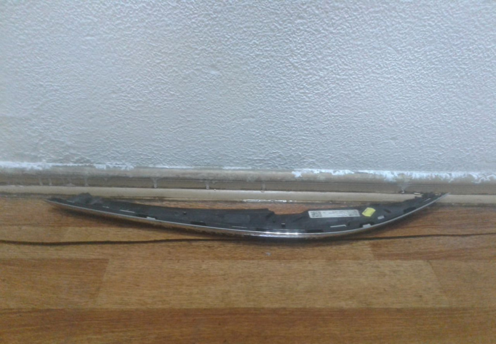 Суппорт фары передний правый Volkswagen Passat B8 (15>) oem 3g0941120