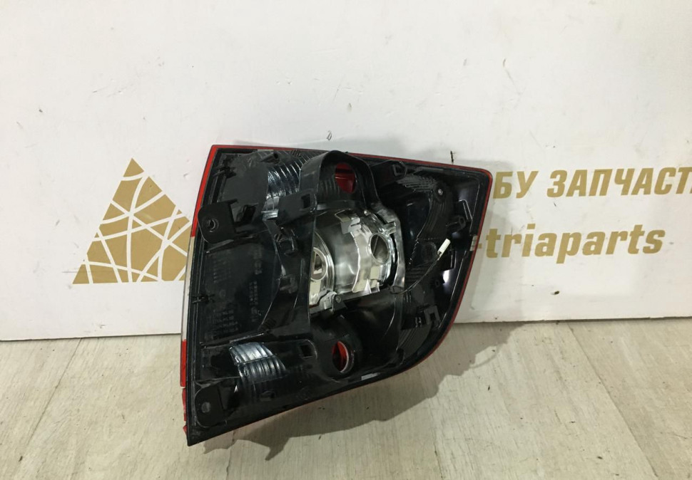 Фонарь диодный левый бу Skoda Rapid рестайлинг OEM 5JH945207