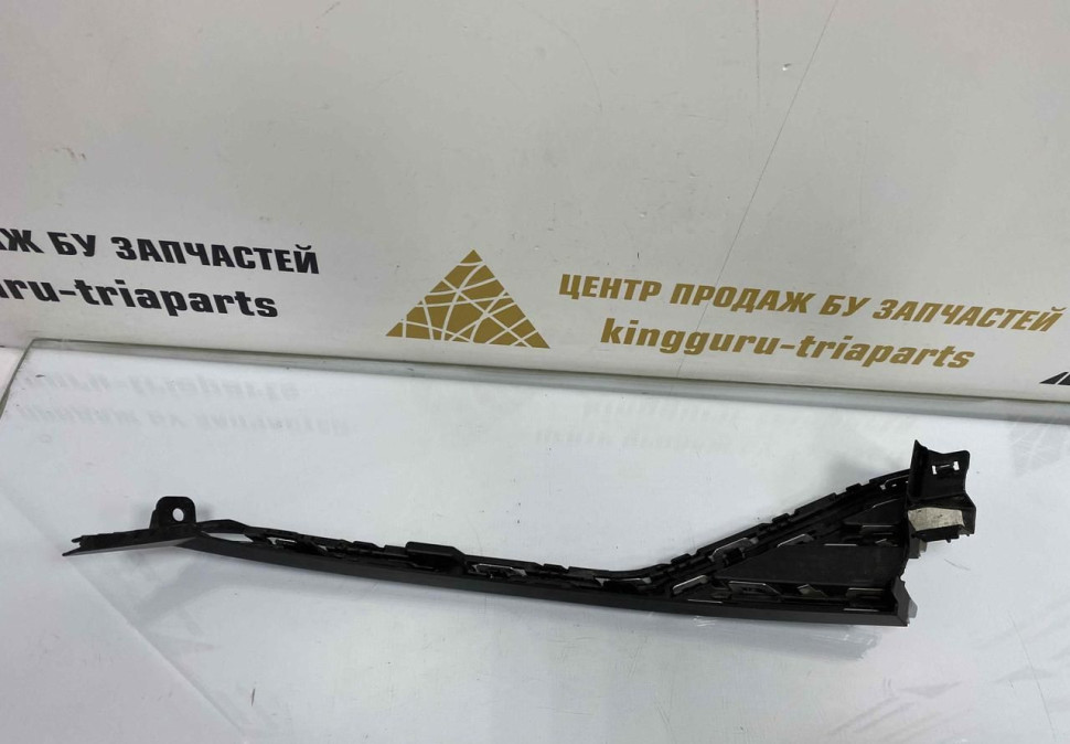 Решетка радиатора правая Volkswagen Touareg 3 2018 OEM 760853598 Решетка радиатора правая Volkswagen Touareg 3 2018 OEM 760853598