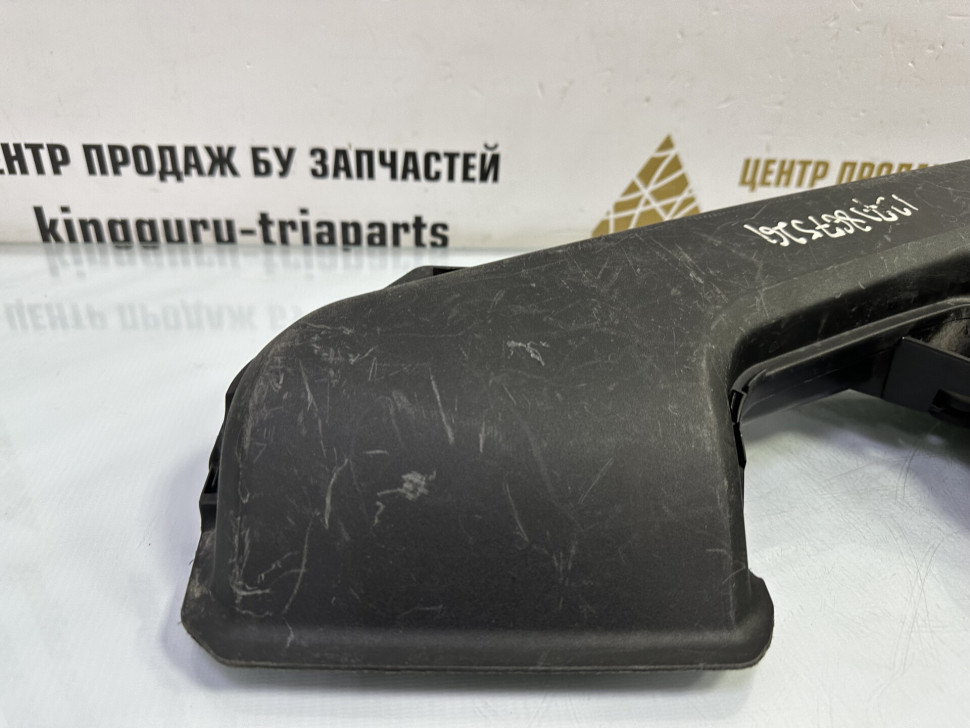 Воздуховод передний бу Mini Cooper F54 OEM 13718675261