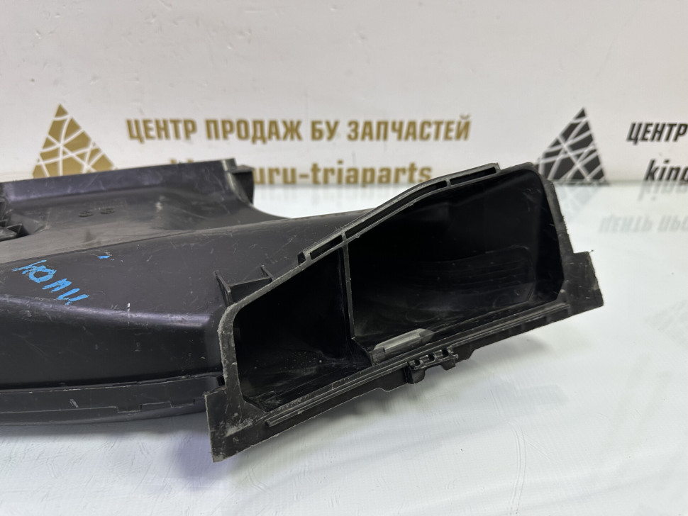 Воздуховод передний бу Mini Cooper F54 OEM 13718675261