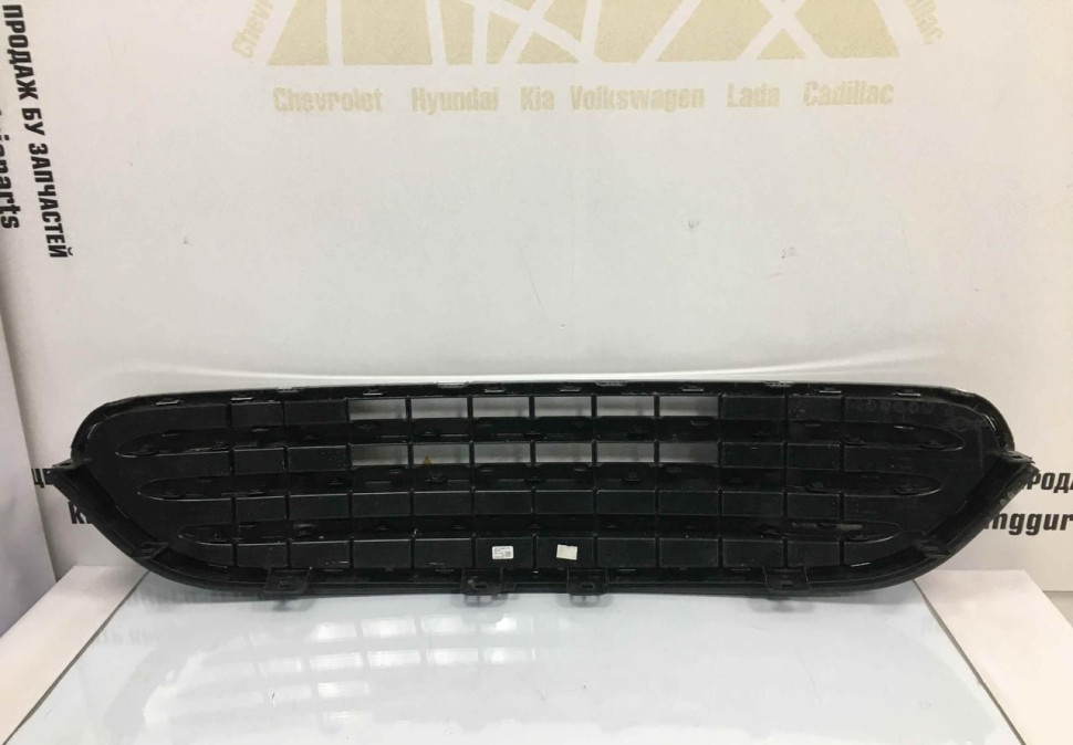 Решетка радиатора Mini Cooper F60 OEM 51137396533 Решетка радиатора Mini Cooper F60 OEM 51137396533