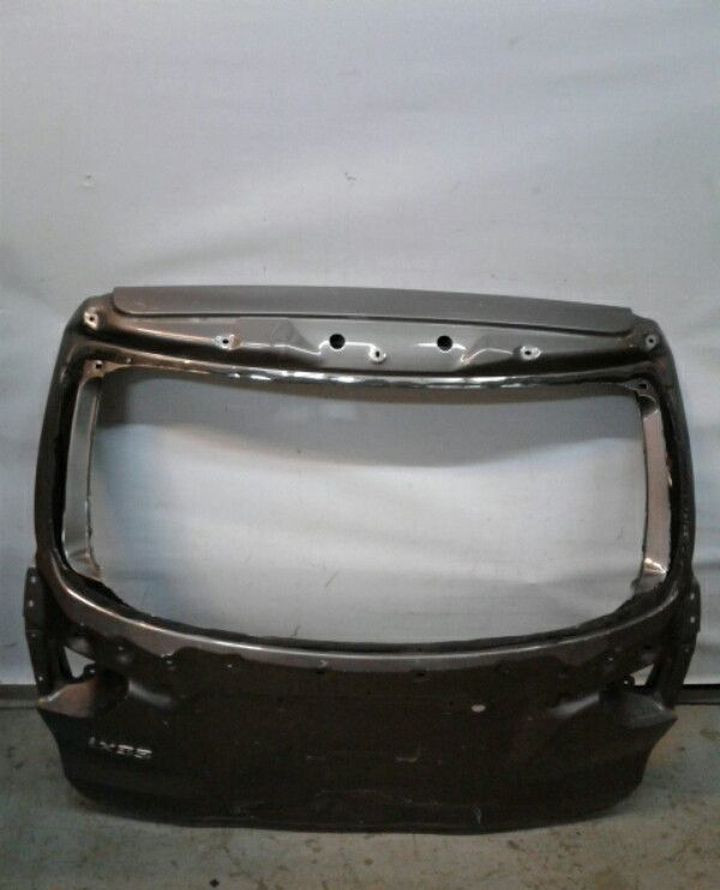 Крышка багажника Hyundai IX35 вмятина  (скл-3)