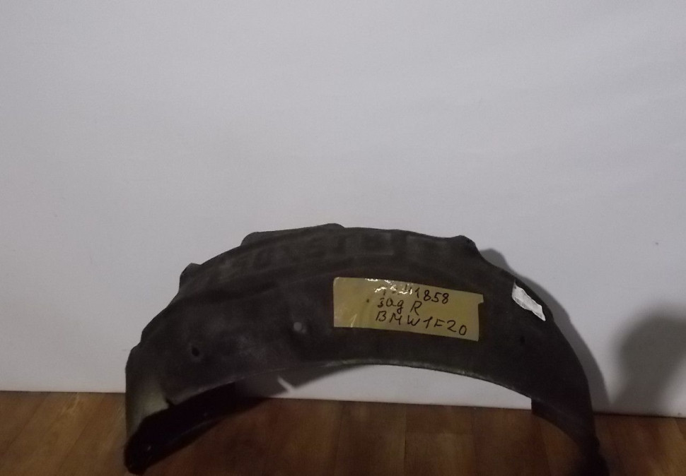 Подкрылок задний правый бу BMW 1 F20 OEM 7241858