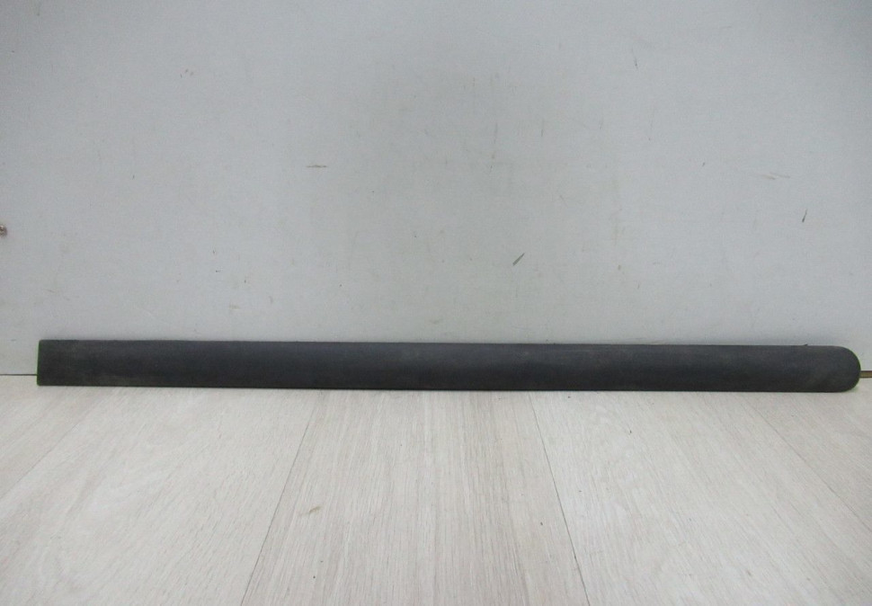 Молдинг (накладка) двери задняя правая Volkswagen Caddy 3 (03-15) oem 2k0853535e