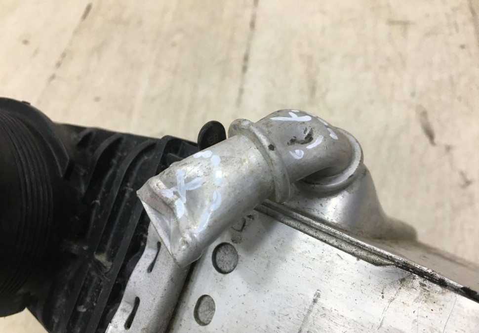 Интеркулер Volkswagen Crafter 2 Transporter T6 2015 oem 04L145749M Интеркулер Volkswagen Crafter 2 Transporter T6 2015 oem 04L145749M