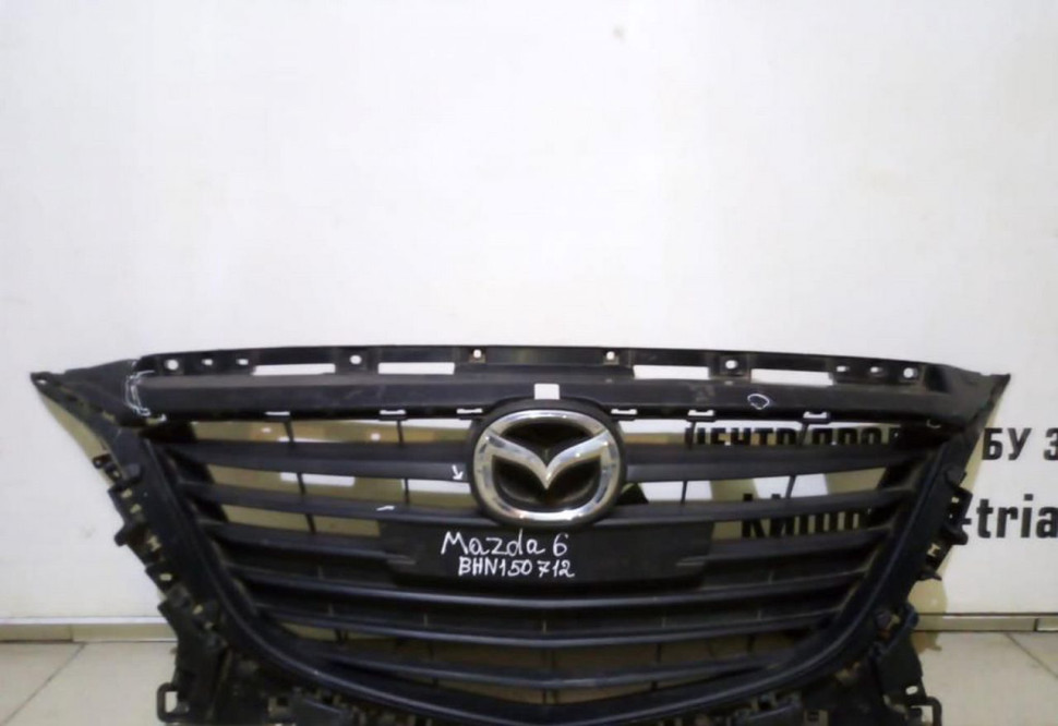 Решетка радиатора Mazda 6 oem GHP950712 (скл-3) Решетка радиатора Mazda 6 oem GHP950712 (скл-3)