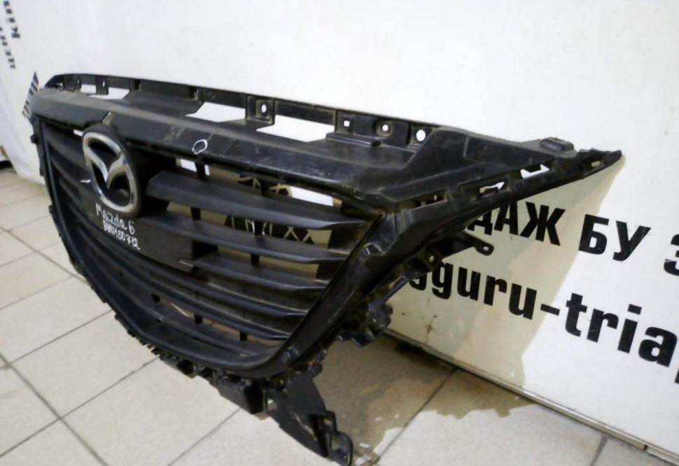 Решетка радиатора Mazda 6 oem GHP950712 (скл-3) Решетка радиатора Mazda 6 oem GHP950712 (скл-3)