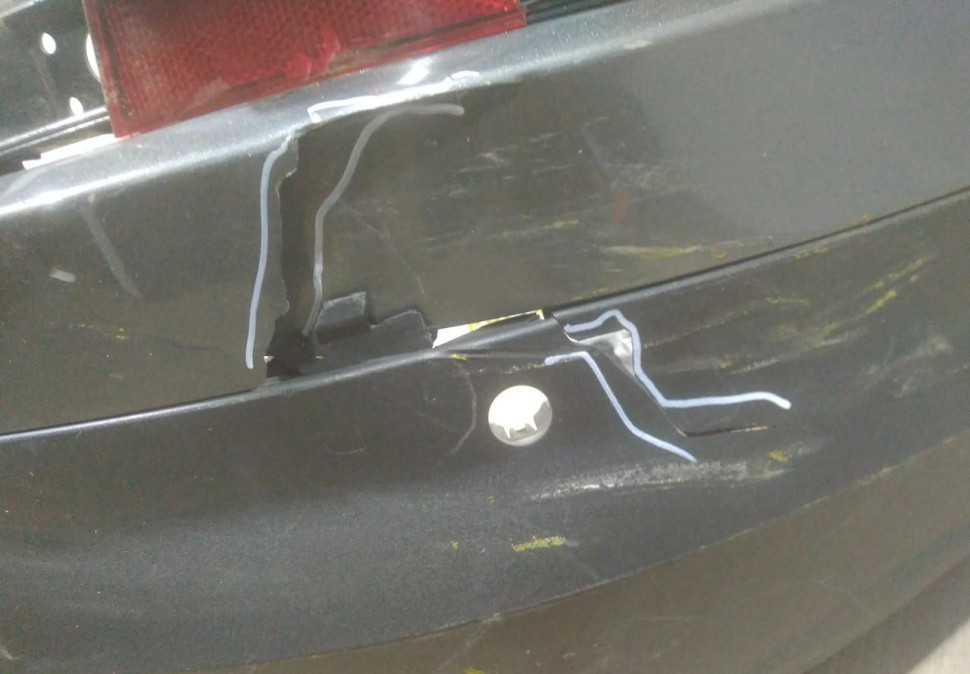 Бампер задний бу Skoda Kodiaq OEM 565807421 (В)