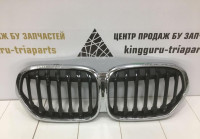 Решетка радиатора BMW X1 F48 OEM 51138493451