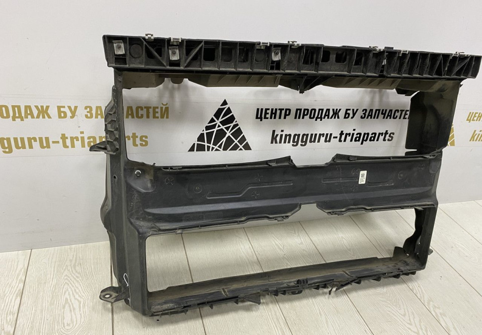 Воздуховод радиатора BMW X1 F48 рестайлинг OEM 51748077477 Воздуховод радиатора BMW X1 F48 рестайлинг OEM 51748077477