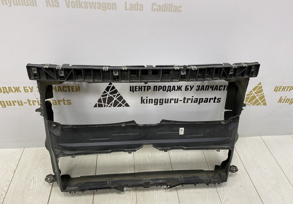 Воздуховод радиатора BMW X1 F48 рестайлинг OEM 51748077477 Воздуховод радиатора BMW X1 F48 рестайлинг OEM 51748077477