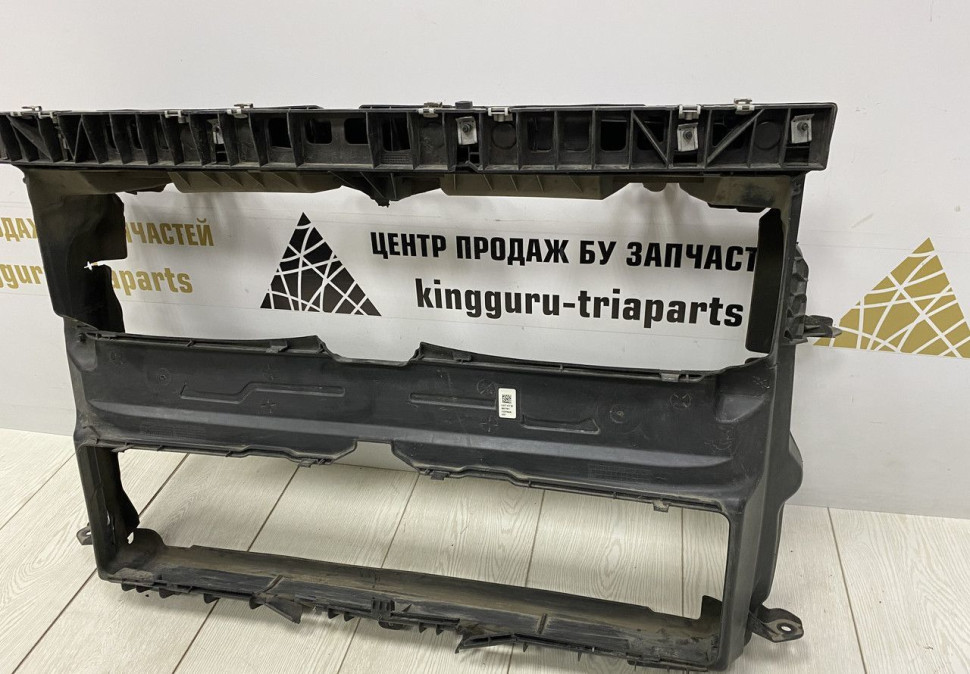 Воздуховод радиатора BMW X1 F48 рестайлинг OEM 51748077477 Воздуховод радиатора BMW X1 F48 рестайлинг OEM 51748077477