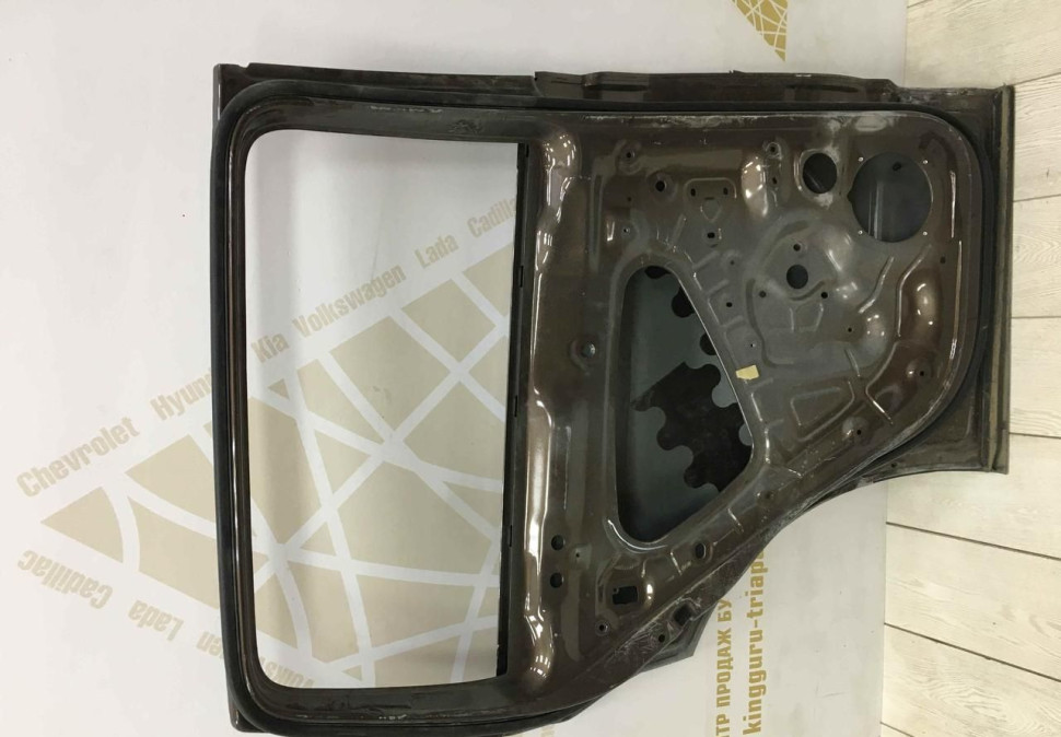 Дверь задняя левая Volkswagen Tiguan 2 oem 5NA833603a (вмятины) (скл-3) Дверь задняя левая Volkswagen Tiguan 2 oem 5NA833603a (вмятины) (скл-3)