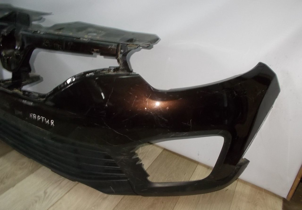 Бампер передний бу Renault Kaptur OEM 620222180R Бампер передний бу Renault Kaptur OEM 620222180R