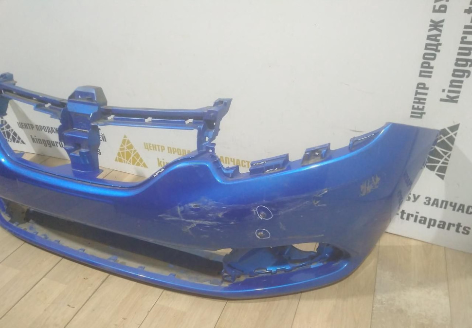 Бампер передний бу Renault Logan 2 OEM 620228143R