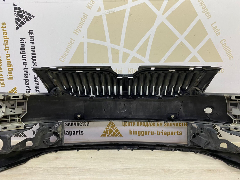 Бампер передний бу Skoda Octavia A7 OEM 5E0807221 Бампер передний бу Skoda Octavia A7 OEM 5E0807221