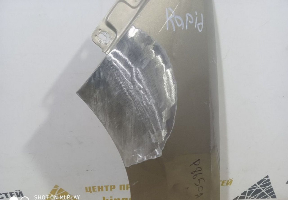 Крыло переднее левое бу Skoda Rapid рестайлинг OEM 5J5821021C Крыло переднее левое бу Skoda Rapid рестайлинг OEM 5J5821021C