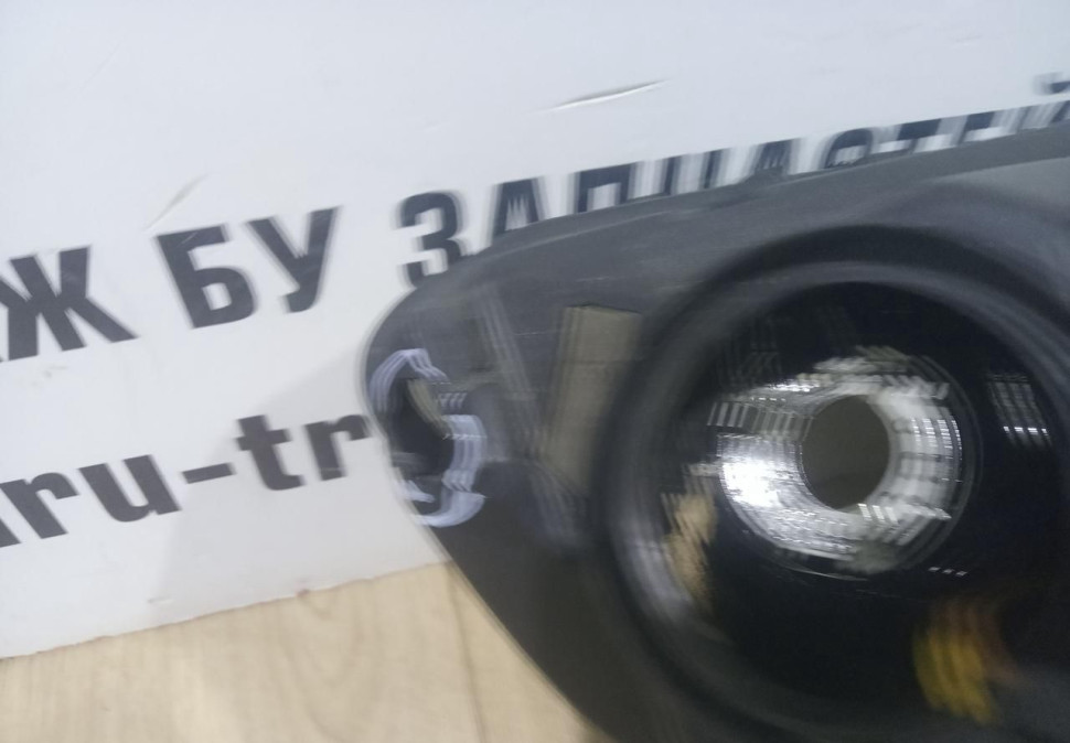 Фара левая бу Renault Logan 2 OEM 260609450R