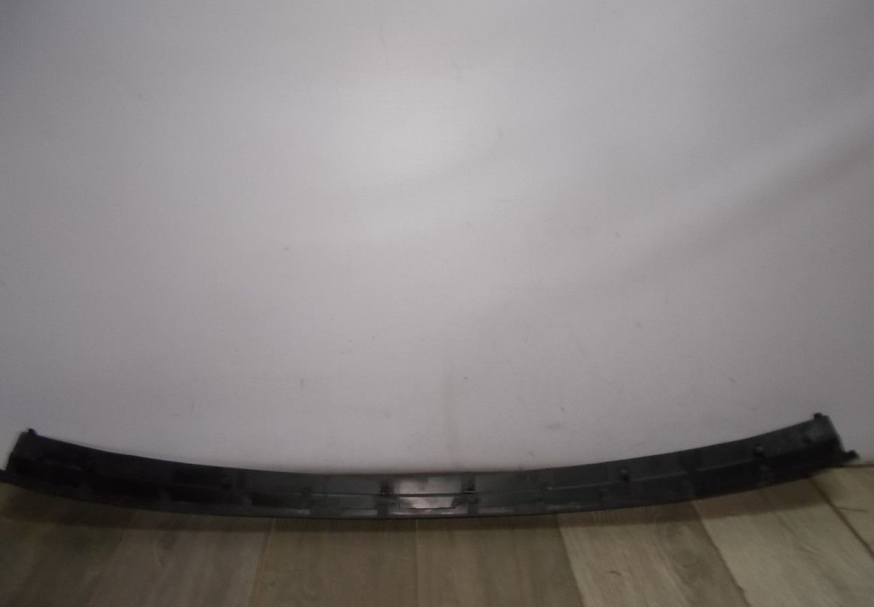 Накладка заднего бампера бу Skoda Kodiaq OEM 565807423
