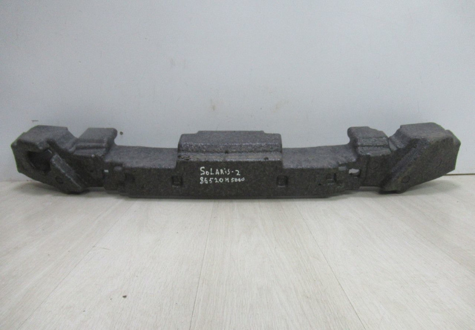 Абсорбер переднего бампера Hyundai Solaris 2 oem 86520h5000