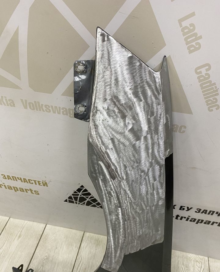 Крыло переднее левое Skoda Octavia A7 OEM 5E0821105A