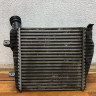 Интеркулер правый Volkswagen Touareg NF oem 7P0145804A (слом.1крепл) Интеркулер правый Volkswagen Touareg NF oem 7P0145804A (слом.1крепл)