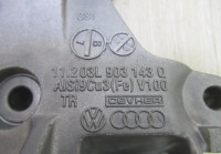 Кронштейн генератора Volkswagen Audi Skoda OEM 03L903143Q
