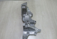 Кронштейн генератора Volkswagen Audi Skoda OEM 03L903143Q