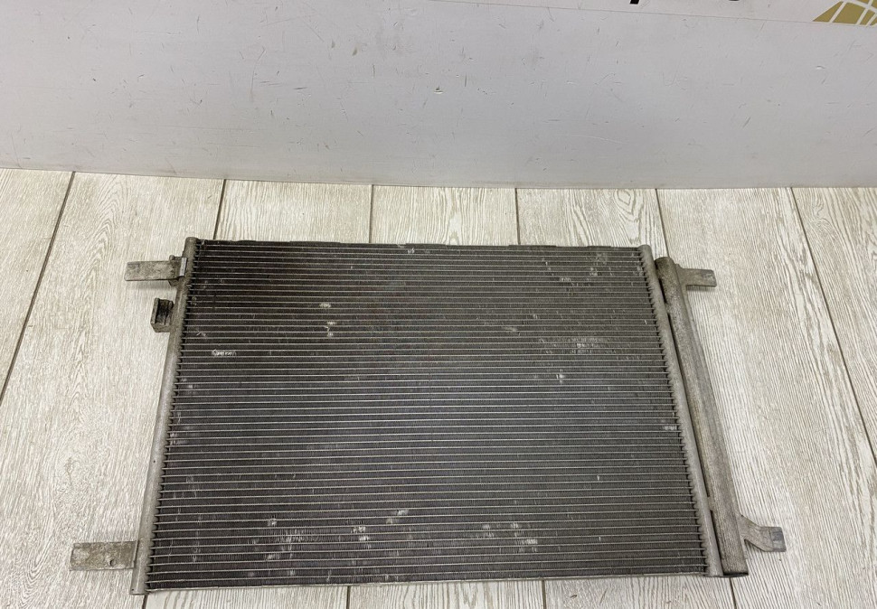 Радиатор кондиционера Skoda Octavia A7 OEM 5Q0816411BG
