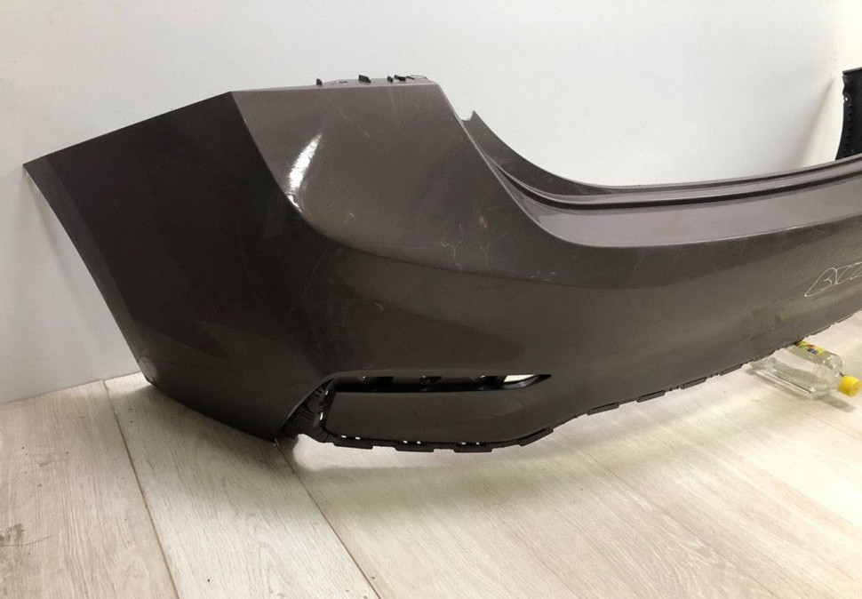 Бампер задний Hyundai Solaris 2 oem 86611h5000 (трещина) Бампер задний Hyundai Solaris 2 oem 86611h5000 (трещина)