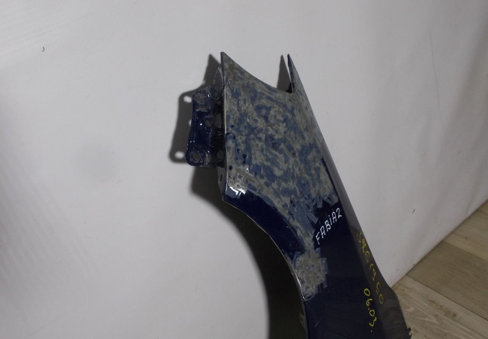 Крыло переднее левое бу Skoda Fabia OEM 5J0821021 Крыло переднее левое бу Skoda Fabia OEM 5J0821021