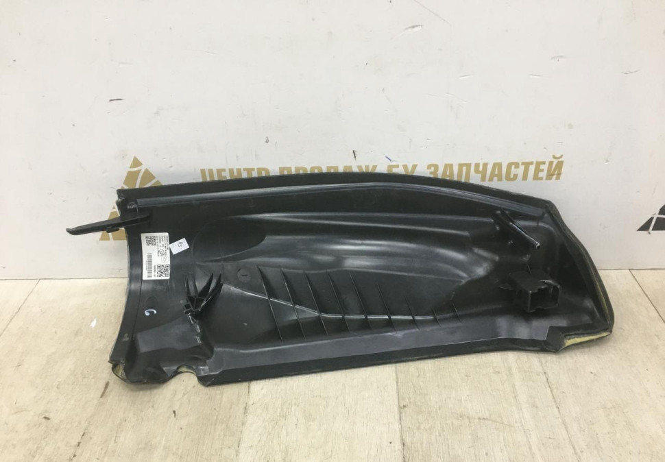 Боковина заднего сиденья левая BMW 5 G30 OEM 52207456293