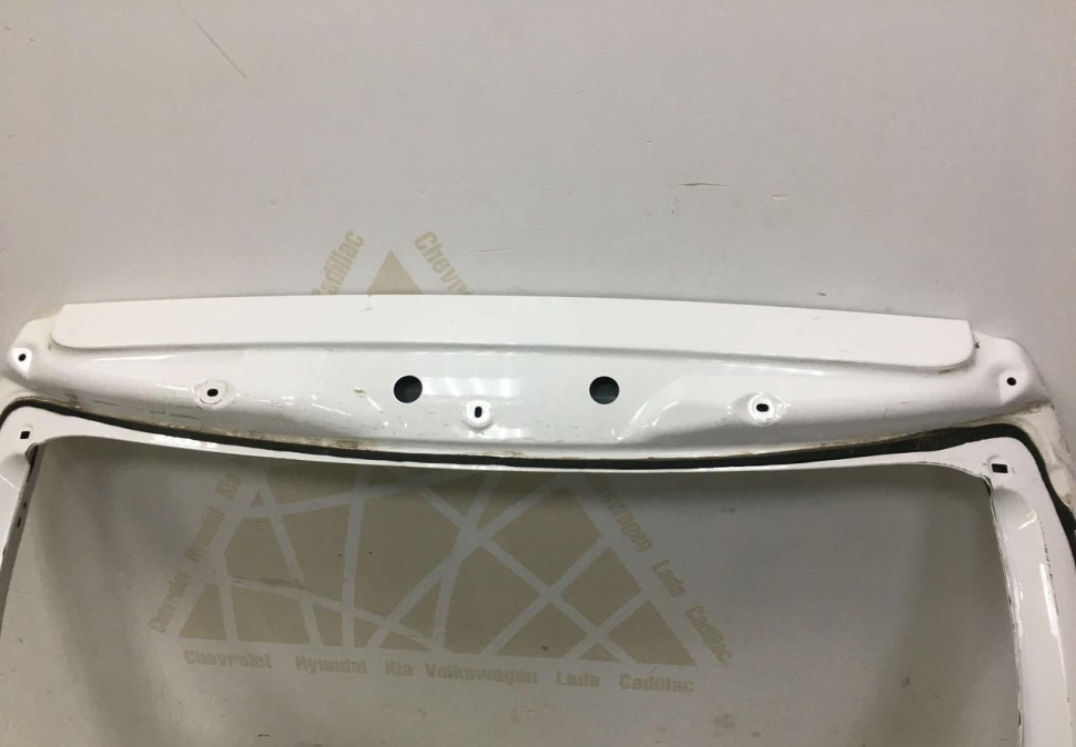 Крышка багажника Hyundai IX35 2010 oem 737002S010 Крышка багажника Hyundai IX35 2010 oem 737002S010