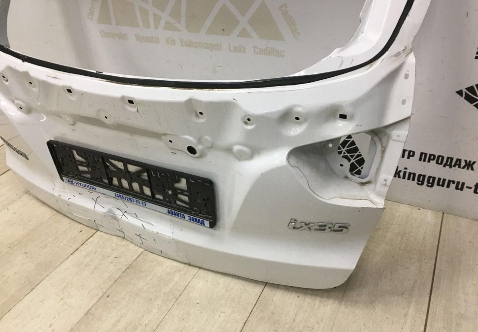 Крышка багажника Hyundai IX35 2010 oem 737002S010 Крышка багажника Hyundai IX35 2010 oem 737002S010