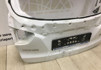 Крышка багажника Hyundai IX35 2010 oem 737002S010