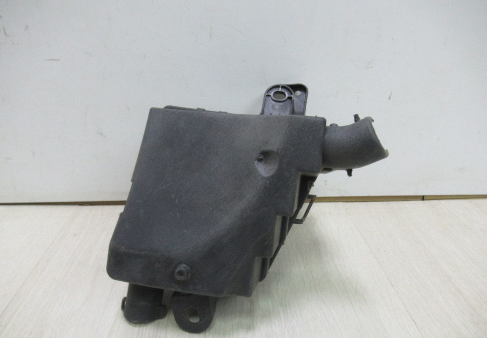 Корпус блока предохранителей Lada Largus Oem 243800196R (слом.1 крепл) (скл-3)