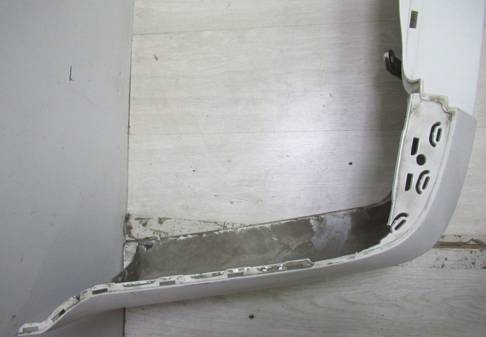 Бампер задний Volkswagen Transporter T6 oem 7e5807417c (вмятины)