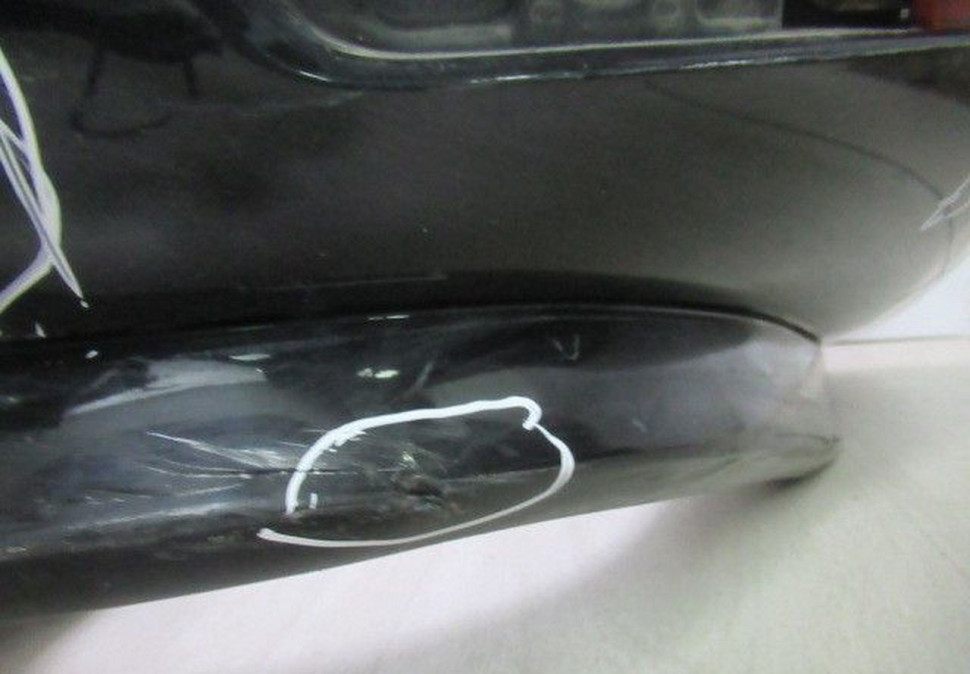 Бампер задний Volkswagen Touareg NF oem 7P6807421F (мал.вмятины) Бампер задний Volkswagen Touareg NF oem 7P6807421F (мал.вмятины)