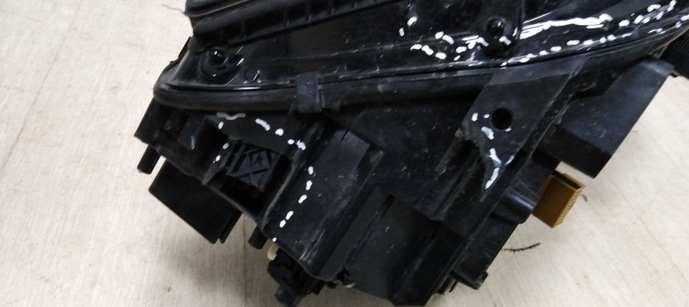 Фара правая LED Volkswagen Tiguan 2 дорест 17-20 oem 5NB941036D Фара правая LED Volkswagen Tiguan 2 дорест 17-20 oem 5NB941036D