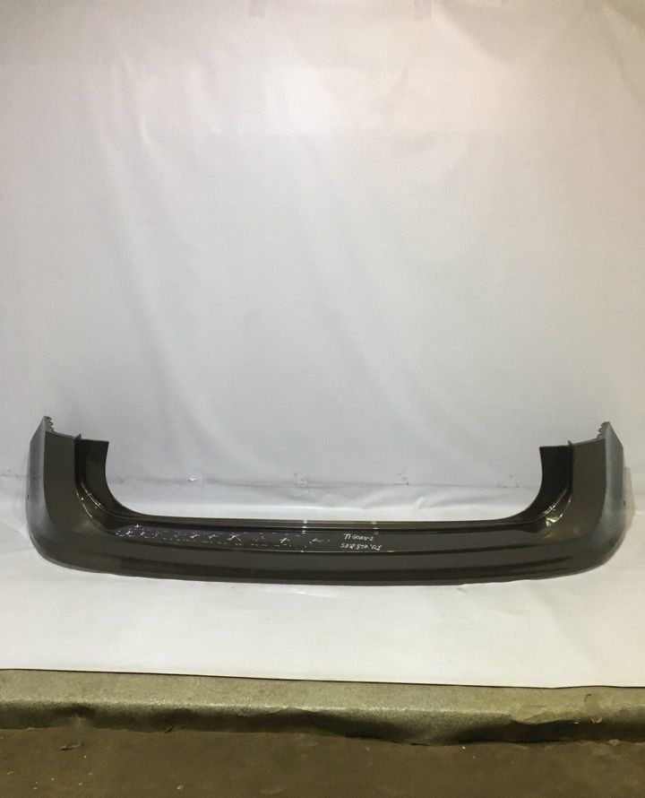 Бампер задний Volkswagen Tiguan 2 oem 5nr807421 (трещина) (скл-3)