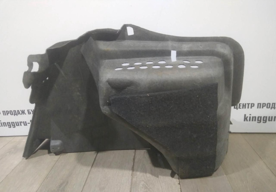 Обивка багажника левая бу Skoda Rapid OEM 5JA867427D