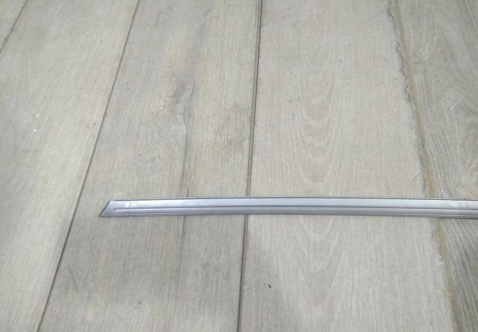 Накладка рамки задней левой двери бу BMW X5 G05 OEM 51357444071 Накладка рамки задней левой двери бу BMW X5 G05 OEM 51357444071