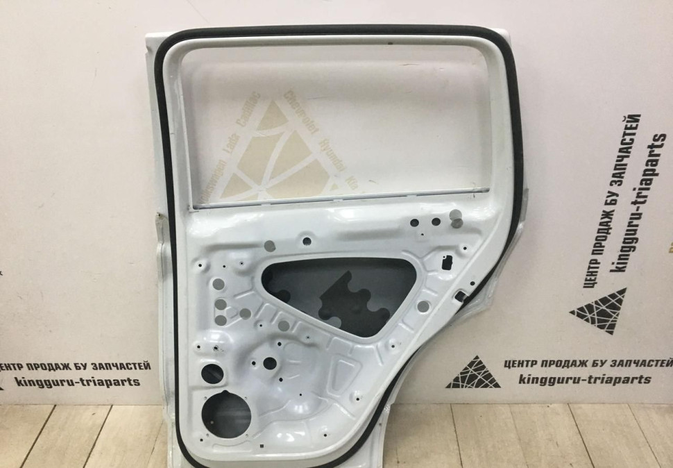 Дверь задняя правая Volkswagen Tiguan 2 2016 oem 5NA833056J Дверь задняя правая Volkswagen Tiguan 2 2016 oem 5NA833056J