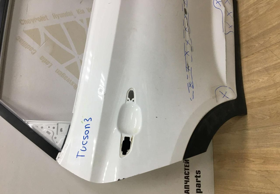 Дверь задняя правая Hyundai Tucson 3 2015 oem 77004D7000