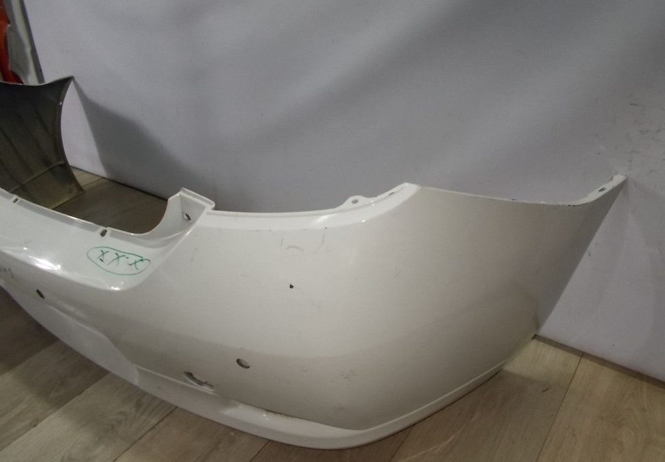 Бампер задний Renault Logan 2 OEM 850220639R (скл-5) Бампер задний Renault Logan 2 OEM 850220639R (скл-5)