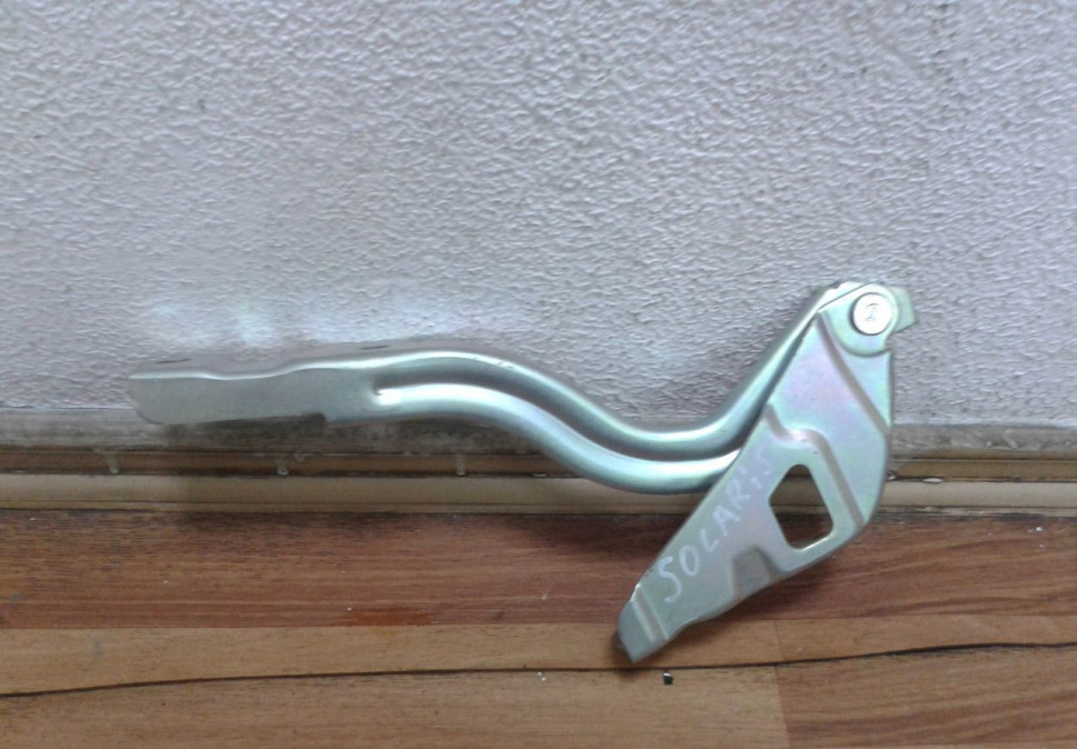 Петля капота левая Hyundai Solaris 1